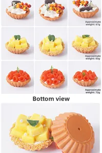Detailansichten realistischer Obsttörtchen-Modelle mit Beeren und Mango-Belag