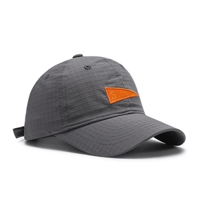 Quick-dry checkered baseball cap in dark grey with orange S-letter embroidery