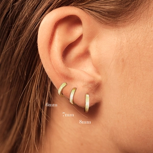 Three sizes of 18k gold plated S925 silver hoop earrings 6mm 7mm 8mm on ear model