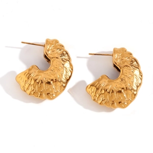 Vintage gold hollow fan-shaped earrings with hammered texture for women in stainless steel