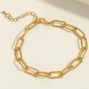 Chic gold-plated paperclip chain bracelet with lobster clasp and adjustable extension link