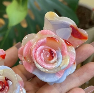 Elegant floral hair claw with colorful resin rose design and artistic gradient texture