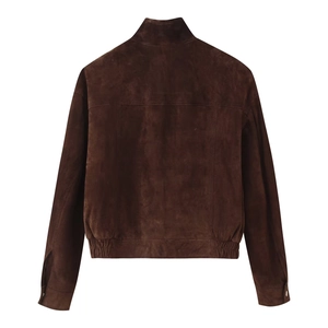 Dunkelbraune Damen-Wildlederjacke mit elastischem Saum und Stehkragen in der Rückansicht