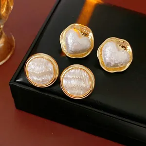 Boucles D'oreilles Vintage Coeur Rond Alliage Plaqué Or 16K Künstliche Perle De Coton Plissée Avec Silver Earring Post Femme