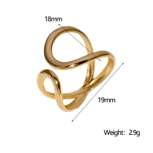 Detail showing gold geometric S-shape ring dimensions 18mm inner diameter and 2.9g weight
