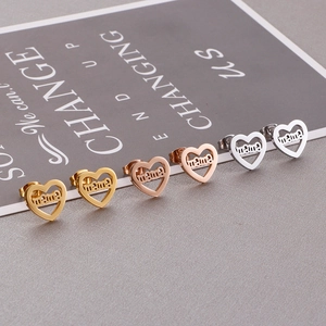 Minimalist heart-shaped mama earrings in gold, rose gold and silver stainless steel