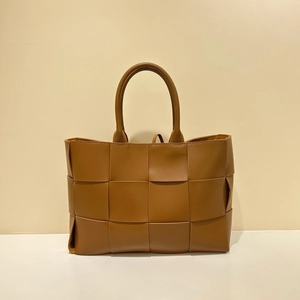 Woven Leather Tote Bag Genuine Cowhide Large Capacity Handheld Business Casual Simple Style For Women