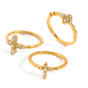 Ensemble de 3 bagues empilables en acier plaqué or 18K avec design de croix en cristal