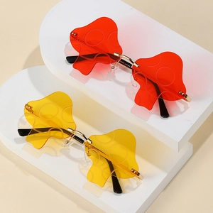 Mushroom Shaped Frameless Sunglasses Rimless Irregular Fashion Party Eyewear For Women Metal Temples Gradient