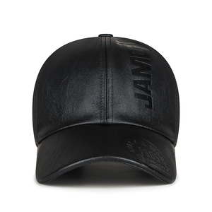 Casquette de baseball en similicuir noir avec lettres gaufrées et écusson vintage