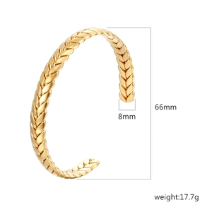 Bracelet jonc minimaliste en acier inoxydable plaqué or 18 carats avec motif de blé 66mm