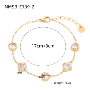 Detail view of heart zircon bracelet with dimensions 17cm+3cm and S.Steel stamp