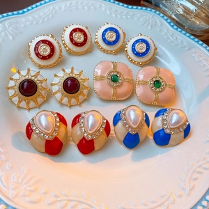 Vintage French Style Stud Earrings Copper Enamel With Silver Earring Post Artificial Pearl Rhinestone Baroque Palace Jewelry Women