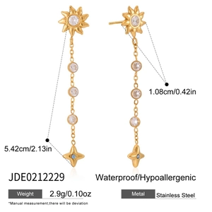 Goldene Edelstahl-Ohrringe mit Sternenquaste, blauem Zirkon und Sonnen-Design