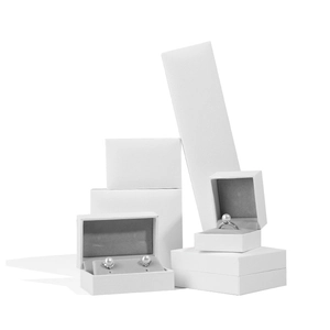 Schmuckbox-Set aus weißem Kunstleder mit Litschi-Maserung für Ringe und Halsketten