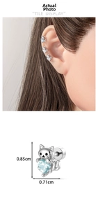 Detailed view of silver cat ear stud with blue heart zircon and size measurements