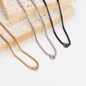 Classic stainless steel box chain necklaces in gold, silver and black finishes