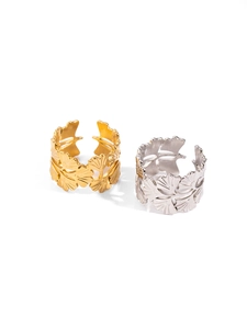 Detail of ginkgo leaf design open rings in gold and silver finish showing leaf veins