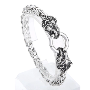 Bracelet hip hop pour homme avec tête de lion et chaîne byzantine en acier argenté