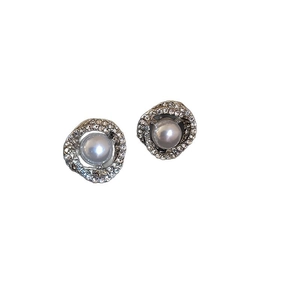 Silver needle geometric pearl earrings with shimmering pavé crystal accents for women