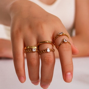 Geometric Stainless Steel Ring For Women 18K Gold Plated Rhinestone Stackable V Shaped Ribbed Texture Band Fashion Jewelry