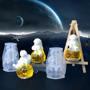 Stampo in silicone fai-da-te astronauta su luna per resina o gesso, tema spazio siderale
