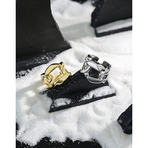 Minimalist S925 sterling silver chain link rings in gold and silver finish for women