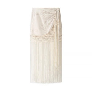Mini-Juppe Femme Avec Broderie Florale Et Longues Franges Épissage En Maille Nœud Latéral Bodycon Blanc Crème Élégante
