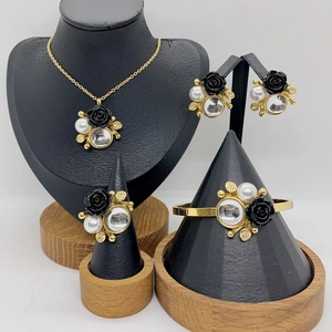 Rose Flower Artificial Pearl Necklace Earrings Ring And Bracelet Jewelry Stainless Steel Gold Plated Luxury Fashion For Women Elegant