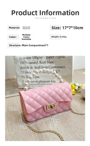 Pink quilted jelly bag featuring pearl handle and gold chain, size 17x7x10cm