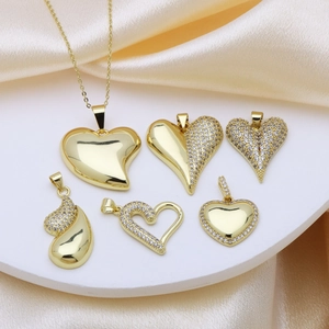 Fashion Copper Gold Plated Heart Pendant Necklace With Zirconia Inlay Minimalist Style Jewelry For Women Daily Dating Accessory