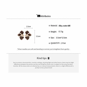 Detailed size chart for retro flower earrings with white pearls and sparkling crystals