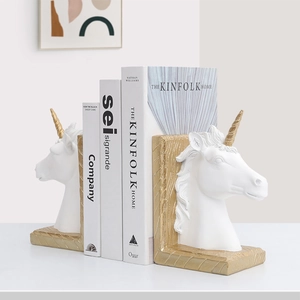 Serre-livres licorne de luxe blanc mat et doré, ensemble de deux pour bureau élégant