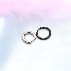 Polished stainless steel hoop earrings in silver and black colors for men and women