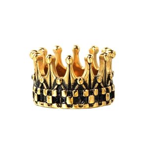 Polished gold stainless steel crown ring with vintage black checkered patterns for women