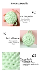 Détail de la brosse de massage du cuir chevelu en silicone vert menthe à picots doux