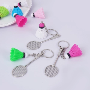 Mini badmintonracket en shuttlecock sleutelhanger set in diverse levendige kleuren