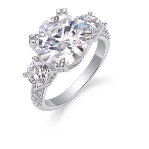Luxury 5 Carat Round Moissanite Ring 925 Sterling Silver Three Stone Engagement Ring Pave Moissanite Wedding Ring For Women