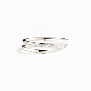 Macro shot of silver multi-layer spiral ring with sparkling micro-pave zirconia details