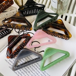 Hohl Dreieckig Haarkralle Clip Harz Geometrische Acetat Haarnadel Minimalistisch Für Frauen Stilvoller Haarschmuck