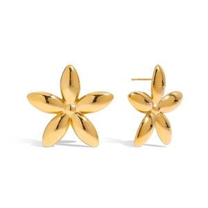 Elegant gold flower stud earrings in stainless steel with a polished mirror finish