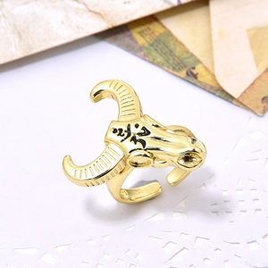 Adjustable gold bull skull ring with micro-pave zircons in a hip-hop bohemian style