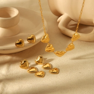Luxurious 18k gold plated heart necklace and earrings jewelry set for women