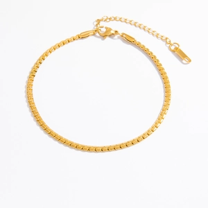 Detail of 18k gold plated stainless steel square chain link with lobster clasp closure