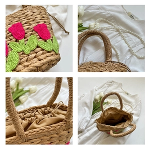 Detailansicht der Strohtasche mit Häkel-Tulpen und praktischem Kordelzug-Futter