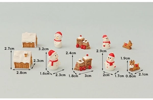 Miniature Christmas house and snowman figures with detailed size dimensions in cm