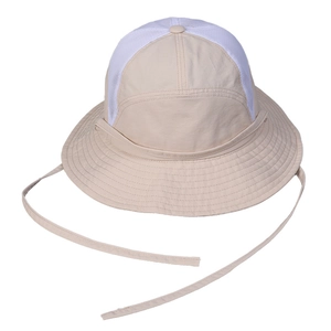 Atmungsaktiver beige Sonnenhut mit Netzgewebe, breiter Krempe und verstellbarem Kinnband