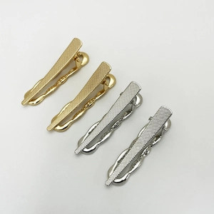 Minimalist geometric metal hair clips with diamond pattern in gold and silver set of 4