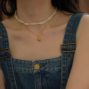 Water drop starburst gemstone pendant necklace with double-layer pearls in 18K gold plated steel