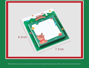 Vista dettagliata di foglietti adesivi natalizi quadrati con renna e dimensioni 8,5x7,5 cm